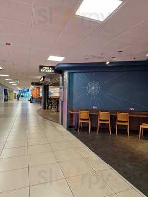 Pub And Kitchen John Lennon Airport