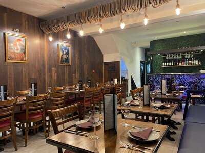 Absoloot Restaurant & Bar