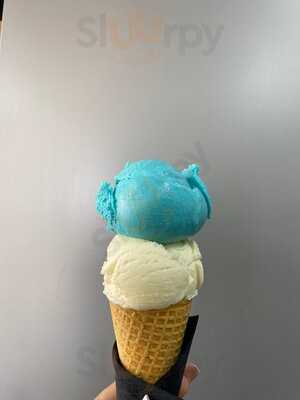 Scoops Ice Cream & Coffee Bar Porthcawl