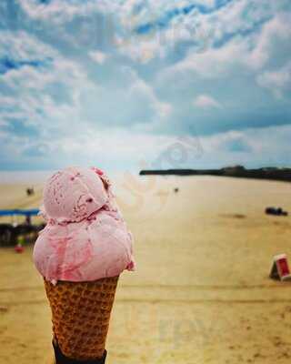 Scoops Ice Cream & Coffee Bar Porthcawl