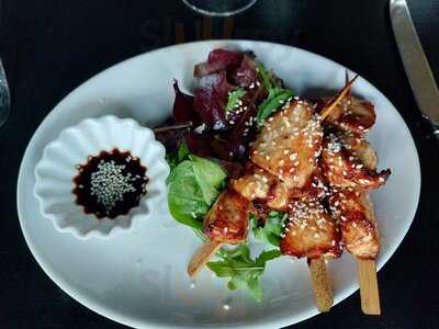 The Knights Of The Round Table Pub