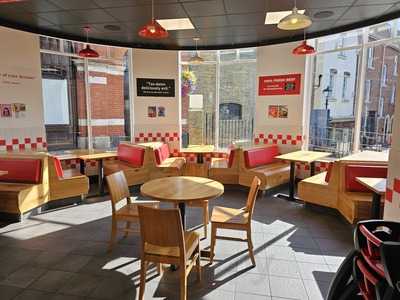 Five Guys Windsor