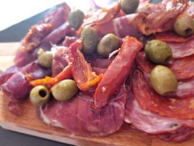 Pie And Oyster At The York