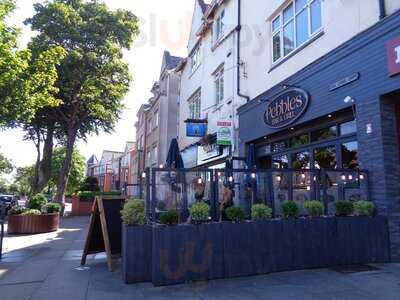 Pebbles Bar & Grill