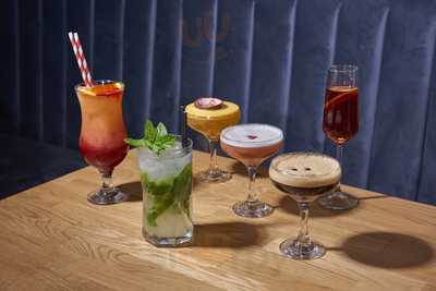 Raras Corner Mediterranean Brasserie&bar