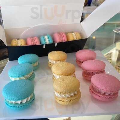 Choi'ce Cake And Coffee