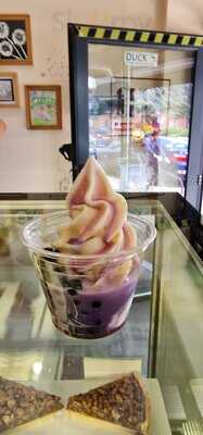 Choi'ce Cake And Coffee