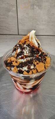 Choi'ce Cake And Coffee