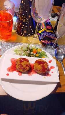 Vinyl Restaurant @ The White Hart