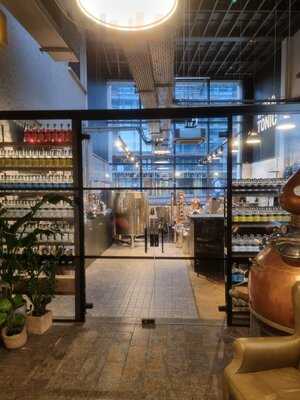 Jim & Tonic At The Print House