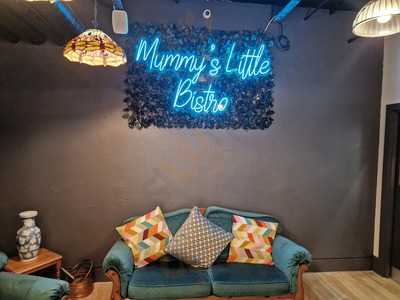 Mummy's Little Bistro