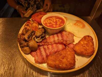 Pheasants Wood Fishery Cafe & Bar