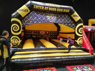 Wacky World Restaurant