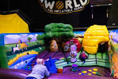 Wacky World Restaurant