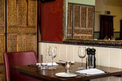 The Bay Restaurant At Orestone Manor