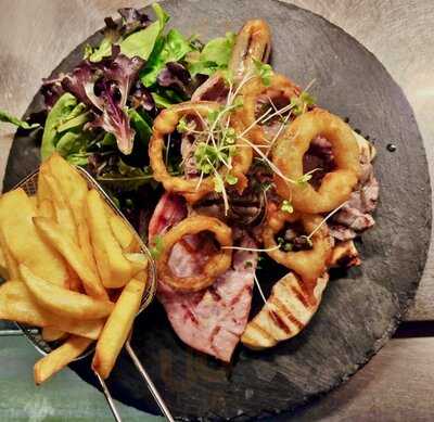 Jax Restaurant And Bar