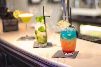 Jax Restaurant And Bar