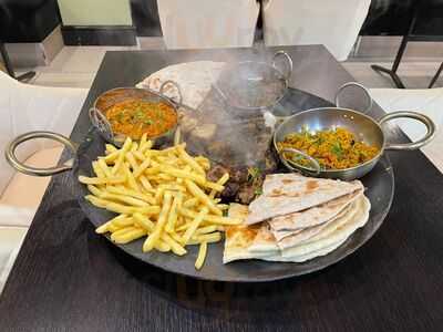 Laung Laachi Restaurant & Takeaway