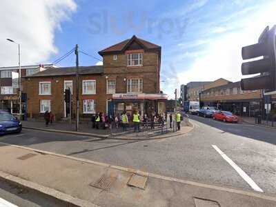 Favorite Chicken & Ribs Cheshunt