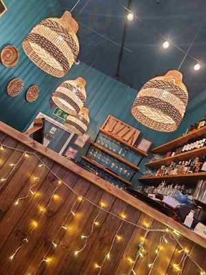 The Safari Pizza Co Pizzeria & Wine Bar