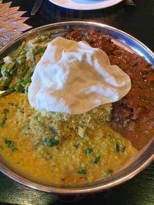 Va-nak-kam East-grinstead