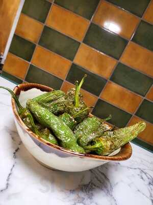 Olive Tapas & Wine Bar