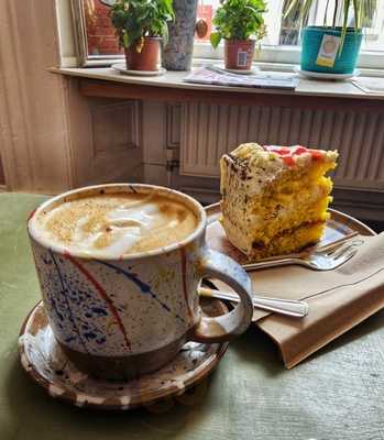 Corbenic Shop And Cafe