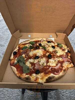 A Slice Neapolitan Pizzeria