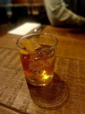 Brooke's Bar And Bistro