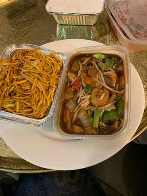 Yun's Chinese Restaurant & Takeaway