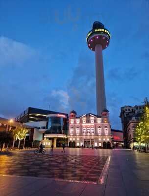 Mcgreavey's Sports & Music Bar