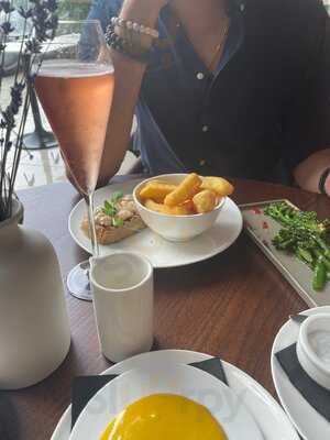 Wagtail Rooftop Bar And Restaurant