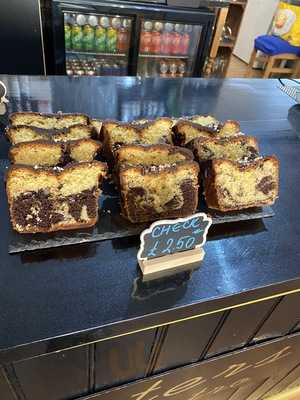 2 Sisters Cafe & Bistro