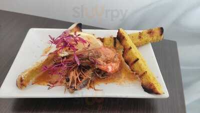 Sousta Mediterranean Restaurant & Bar