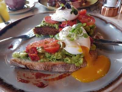 Oscar Bar And Kitchen