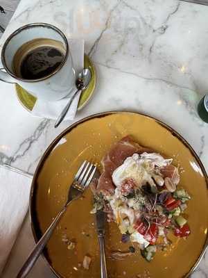 Oscar Bar And Kitchen