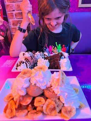 The Theatre Cafe Diner