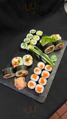 Sushi Boom Restaurant