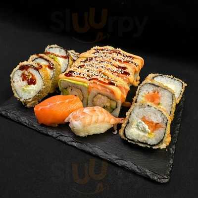 Sushi Boom Restaurant