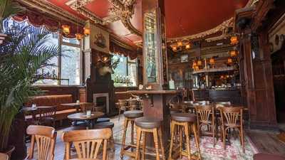 The Vines Pub (the Big House)