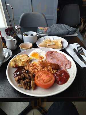 Mister's Cafe & Bistro