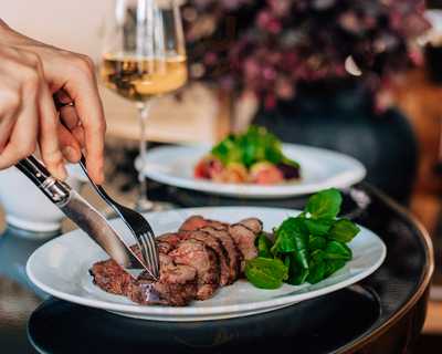 Rails Restaurant & Little Bar