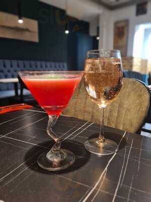 Mado Tapas And Cocktails Bar