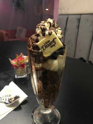 Little Dessert Shop