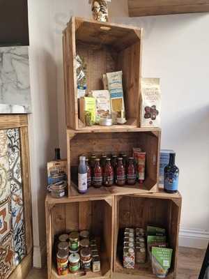 Uptown Vibe Delicatessen