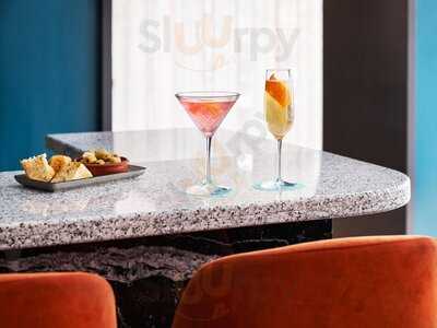 Elondi Restaurant And Bar