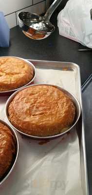 Artisimo Greek Bakery