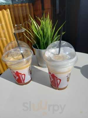 Artisimo Greek Bakery