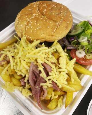 The Courtyard Bar And Restaurant