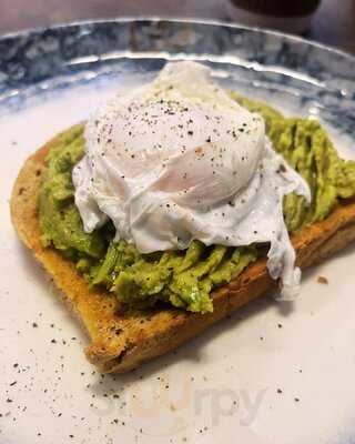 The Courtyard Bar And Restaurant